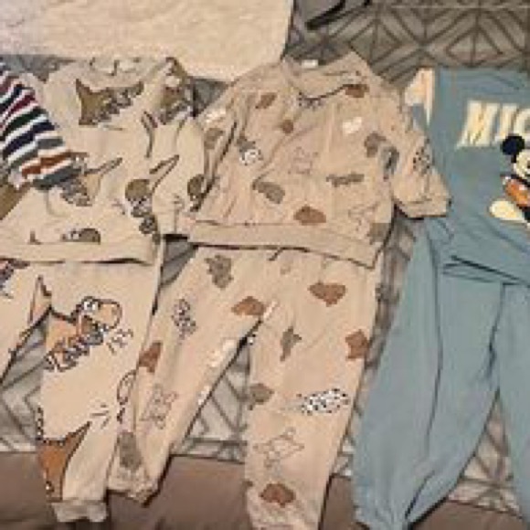 H&M Fall Outfits Size 2T - Picture 3 of 4